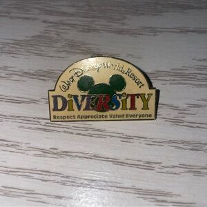 RARE☀️Walt Disney World Pin Resort Diversity Respect Appreciate Value Everyone